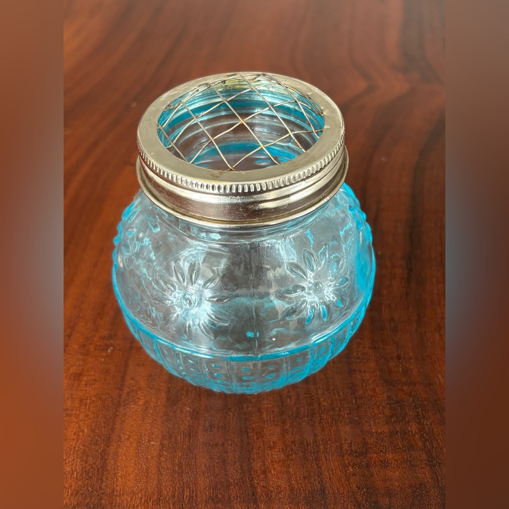 2003 ASP Aqua Pressed Glass Flower Vase with Metal Grid Lid - Picture 7 of 11